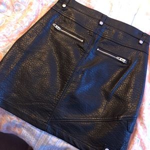 Almost new! Blank NYC leather skirt size 25